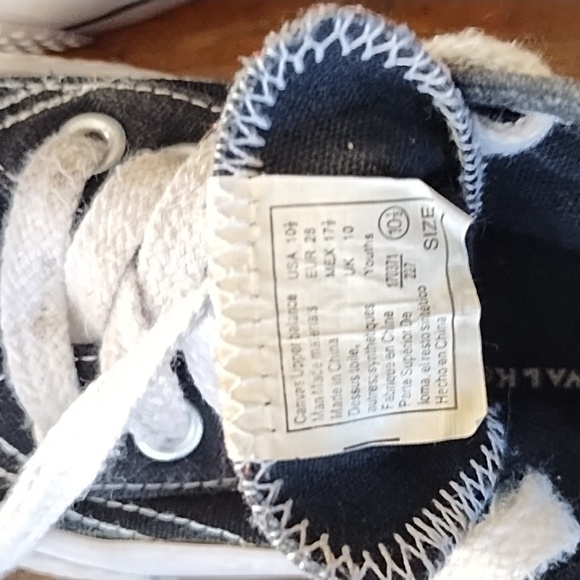 Kids Black high tops - Picture 3 of 4